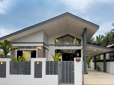 ขาย - New Modern Villa for Sale in the Heart of Ao Nang, Krabi, กระบี่