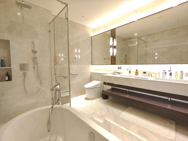Sindhorn Residence, Bangkok, 54 Soi Ton Son, Lumphini, Pathum Wan, Bangkok, 3 Bedrooms, 228 sqm, Condo For Rent, by Yenrudee Jongsaritwang, 500016294 - DDproperty.com