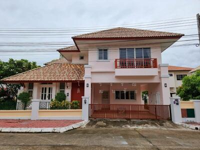 ขาย - ม.กุลพันธ์วิลล์ 10 ถนนสมโภชเชียงใหม่ 700 ปี (หมายเลข 3029) ต.ไชยสถาน อ.สารภี จ.เชียงใหม่ 50140, เชียงใหม่