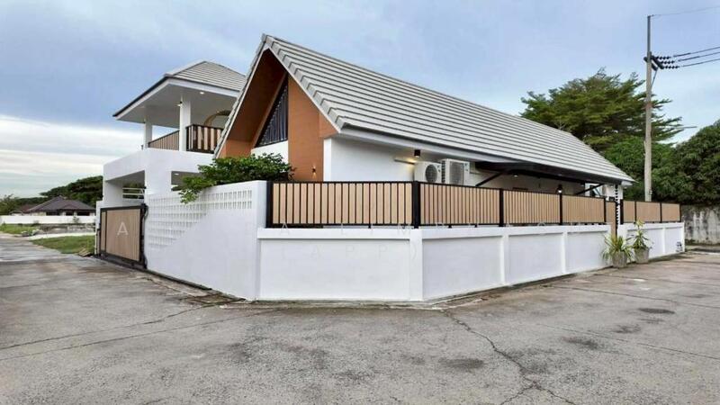 For Sale - Modern Luxury Minimalist Pool Villa, Chon Buri (Pattaya)