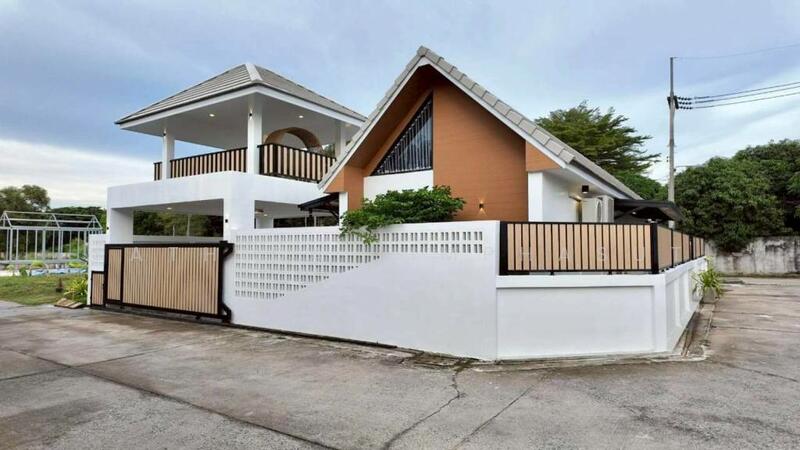 For Sale - Modern Luxury Minimalist Pool Villa, Chon Buri (Pattaya)