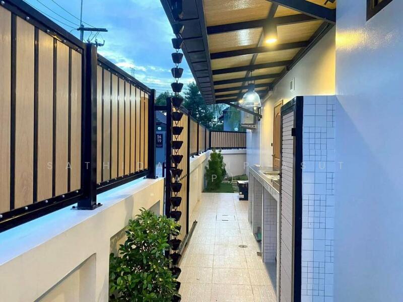 For Sale - Modern Luxury Minimalist Pool Villa, Chon Buri (Pattaya)