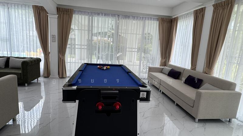 โซนโต๊ะพูล