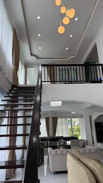 เพดาน Double volume จากชั้น 1