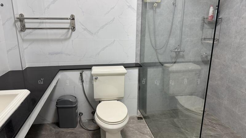 ขาย - Phu Patra-Khao Yai : ภูภัทรา-เขาใหญ่, นครราชสีมา