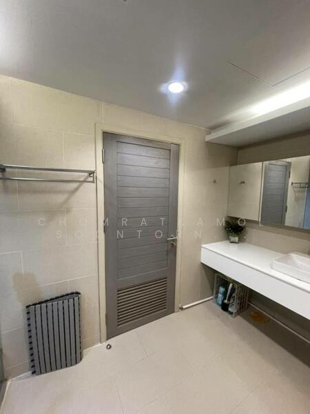 For Sale - State Tower, Bangkok