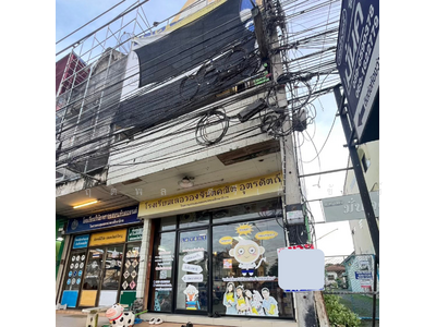 ขาย - ขายตึกแถวใจกลางเมืองอุตรดิตถ์ ใกล้ตรงสี่แยกถนนเจษฎาบดินทร์, อุตรดิตถ์