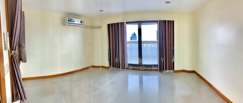 For Rent - State Tower, Bangkok