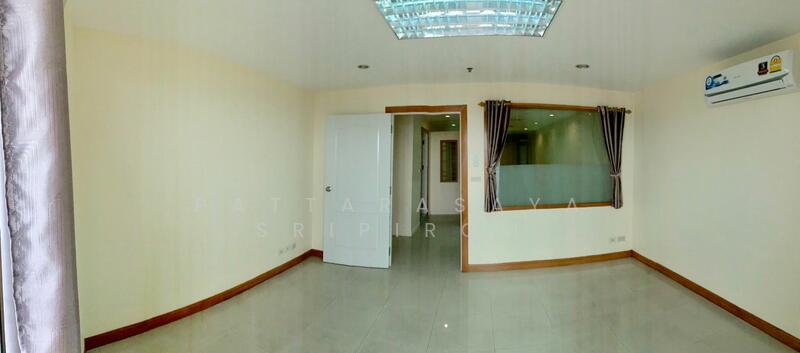 For Rent - State Tower, Bangkok