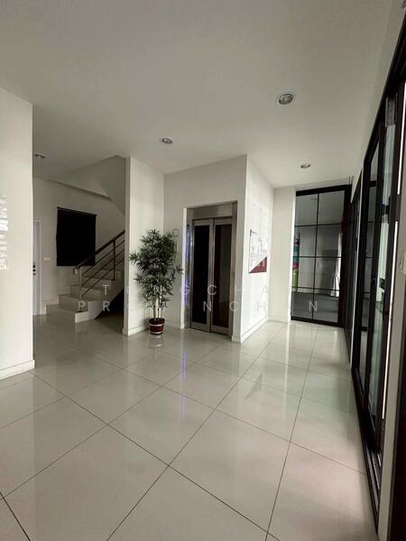 ให้เช่า - อาคารพาณิชย์ให้เช่า ประเวศ อ่อนนุช, กรุงเทพ