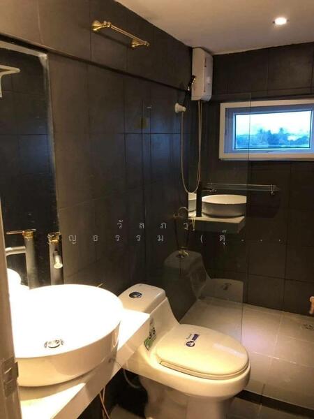 For Sale - เซอร์วิสอพาร์ตเมนต์ 5 ชั้น ติดถนนกาญจนาภิเษก ปากซอยวัดพระเงิน, Nonthaburi