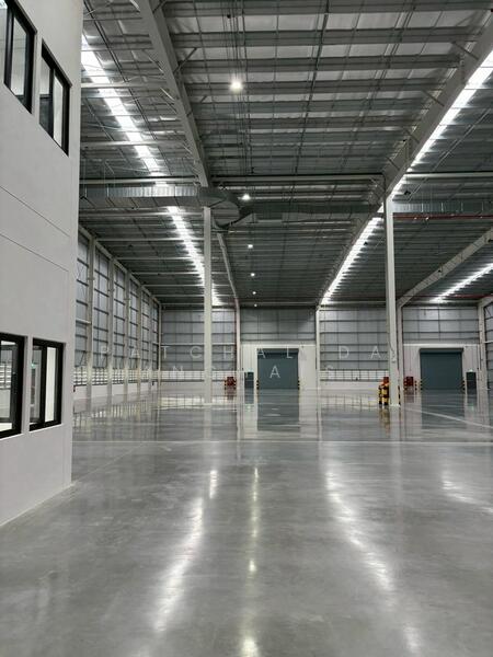 ให้เช่าโรงงาน คลังสินค้า 2000 - 6000 ตร.ม. ผังสีม่วง ในนิคมอุตสาหกรรมอมตะ จ.ชลบุรี, ชลบุรี, บ้านเก่า, พานทอง, ชลบุรี, 5,400 ตร.ม., โกดัง-โรงงาน ให้เช่า, โดย ADDRESS BANGKOK Co., Ltd., 500017049 - DDproperty.com