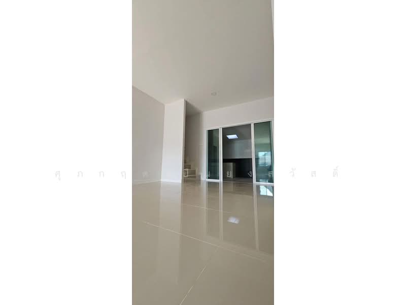 ทาวน์โฮมใหม่ ใกล้หาดใหญ่วิลเลจ ถนนนวลแก้ว, Songkhla, Hat-Yai, Hat Yai, Songkhla, 2 Bedrooms, 75 sqm, Townhouse For Sale, by ศุภกฤต ยืนยงสวัสดิ์, 500017131 - DDproperty.com