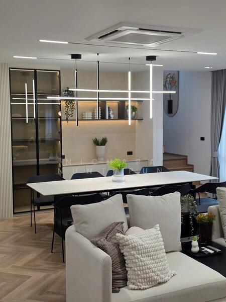 Centro Bangna, Samut Prakan, 111 Soi 3, Bang Kaeo, Bang Plee, Samut Prakan, 4 Bedrooms, 303 sqm, Single Detached House For Rent, by Nichapa Nuntapun, 500017182 - DDproperty.com