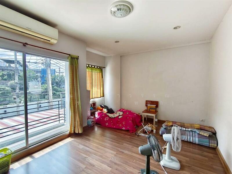 ขาย - Autumn Residence Phetkasem 114 : Autumn Residence เพชรเกษม 114, กรุงเทพ