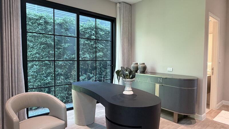 Narinsiri Rama 9-Krungthep Kreetha, Bangkok, Saphan Sung, Saphan Sung, Bangkok, 4 Bedrooms, 330 sqm, Single Detached House For Rent, by Benjamas Petchsuwan, 500017872 - DDproperty.com