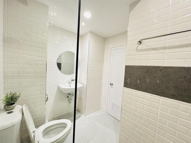 ขาย - Lanna Condominium : ล้านนา คอนโดมิเนียม, เชียงใหม่