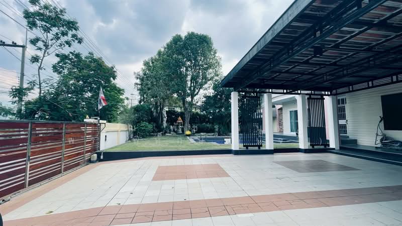 Maneerin Exclusive Park Rangsit : มณีรินทร์ เอ็กซ์คลูซีฟ พาร์ค รังสิต, ปทุมธานี, บ้านกลาง, เมืองปทุมธานี, ปทุมธานี, 300 ตร.ม., บ้านเดี่ยว ขาย, โดย คุณ พัชรนันท์ พรมพิทักษ์ (นัจข์), 500017935 - DDproperty.com