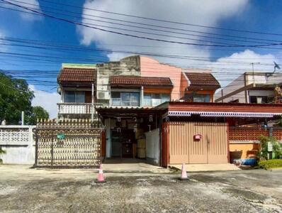 ขาย - หมู่บ้านศรีบูรพา เพชรเกษม 112, กรุงเทพ