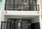 ทาวน์โฮม 3 ชั้น รีโนเวทใหม่ เพื่อขาย ในทำเลทัพพระยา - DDproperty.com