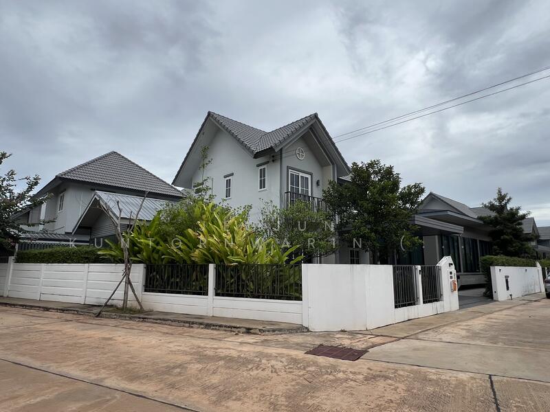 For Sale - 4 Bedrooms Single Detached House เฉลิมพระเกียรติ, That Na Weng, Muang Sakon Nakhon, Sakon Nakhon