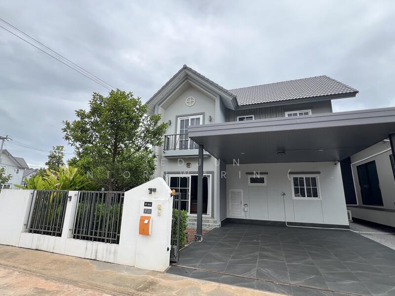 For Sale - 4 Bedrooms Single Detached House เฉลิมพระเกียรติ, That Na Weng, Muang Sakon Nakhon, Sakon Nakhon