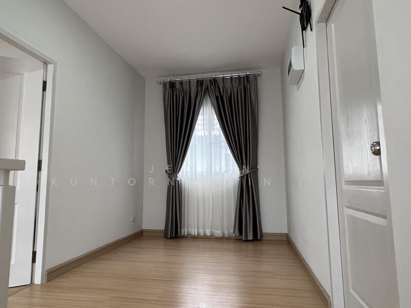 For Sale - 4 Bedrooms Single Detached House เฉลิมพระเกียรติ, That Na Weng, Muang Sakon Nakhon, Sakon Nakhon