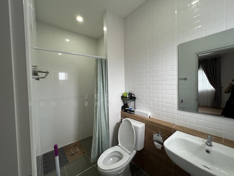 For Sale - 4 Bedrooms Single Detached House เฉลิมพระเกียรติ, That Na Weng, Muang Sakon Nakhon, Sakon Nakhon