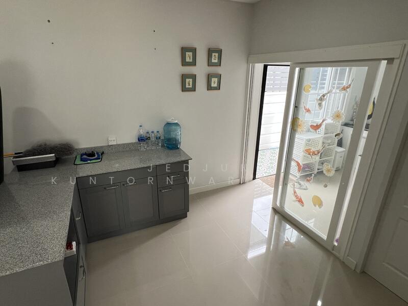 For Sale - 4 Bedrooms Single Detached House เฉลิมพระเกียรติ, That Na Weng, Muang Sakon Nakhon, Sakon Nakhon