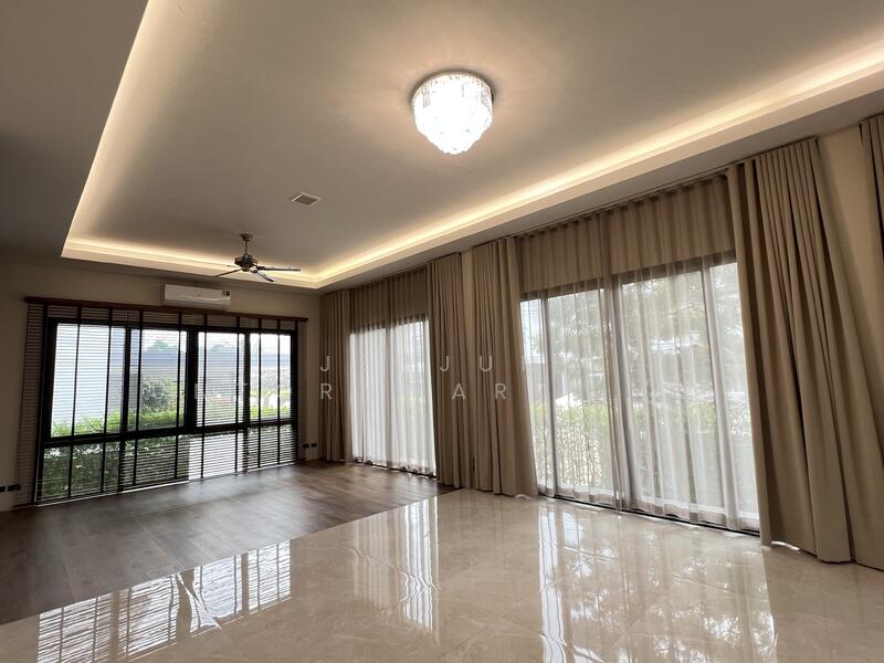 For Sale - 4 Bedrooms Single Detached House เฉลิมพระเกียรติ, That Na Weng, Muang Sakon Nakhon, Sakon Nakhon