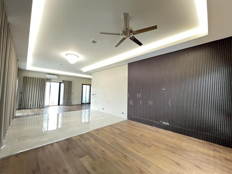 For Sale - 4 Bedrooms Single Detached House เฉลิมพระเกียรติ, That Na Weng, Muang Sakon Nakhon, Sakon Nakhon