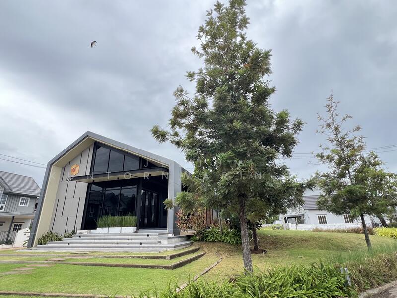 For Sale - 4 Bedrooms Single Detached House เฉลิมพระเกียรติ, That Na Weng, Muang Sakon Nakhon, Sakon Nakhon