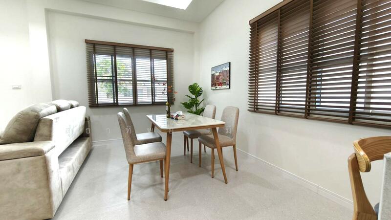 For Rent - 3 Bedrooms Single Detached House Su Thep, Muang Chiang Mai, Chiang Mai