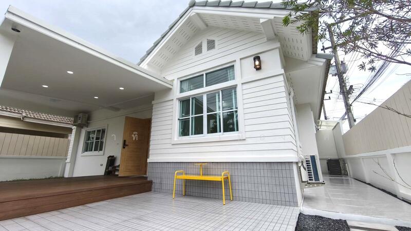 For Rent - 3 Bedrooms Single Detached House Su Thep, Muang Chiang Mai, Chiang Mai