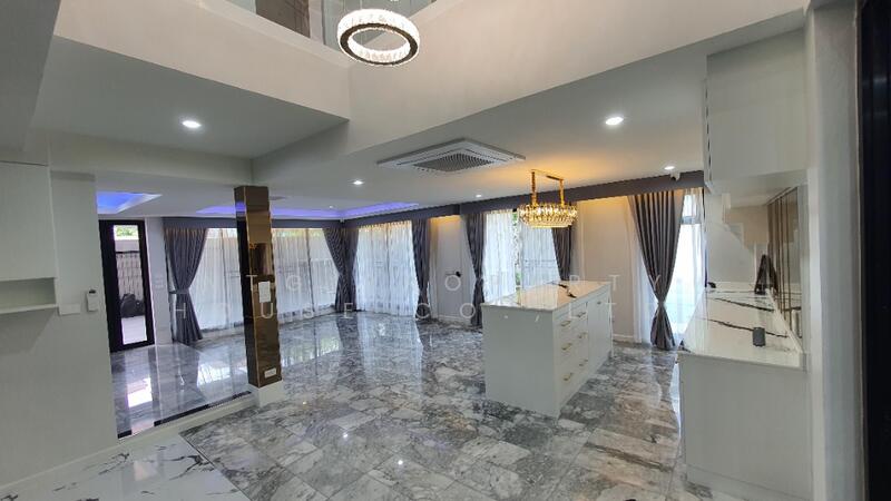 ให้เช่า - หมู่บ้าน ต.รวมโชค : Ruamchok Subdistrict Village, กรุงเทพ