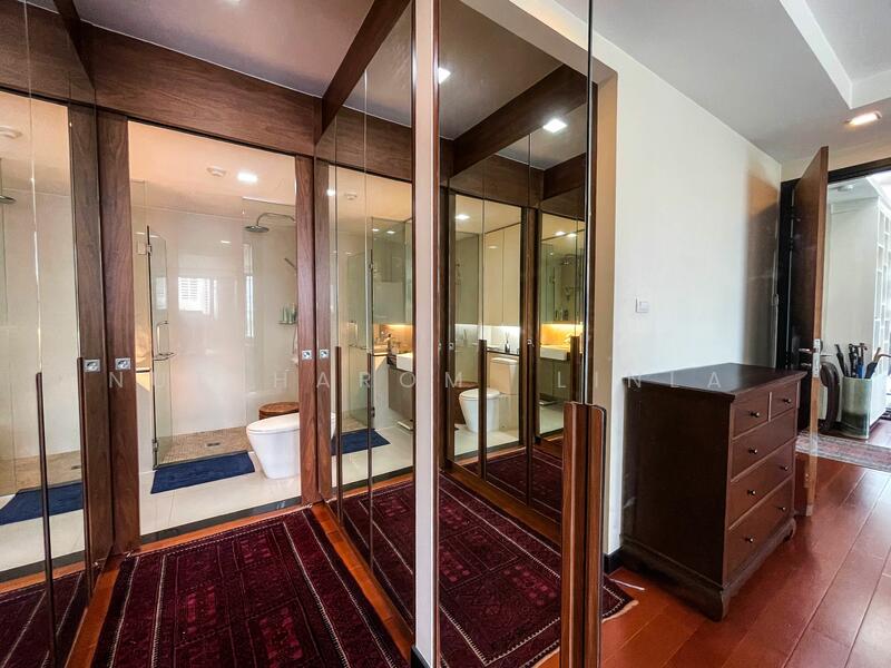 For Sale - O2 Hip, Bangkok