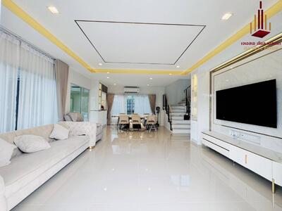 ขาย - Laddarom Tiwanon : ลัดดารมย์ ติวานนท์, ปทุมธานี