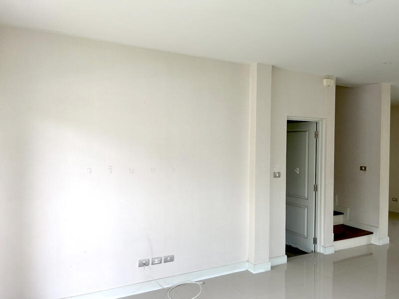 เซนโทร พระราม 9-มอเตอร์เวย์ บ้านเดี่ยว คุณภาพ จาก AP ราคาดี! ริมถนน, Bangkok, Khlong Song Ton Nun, Lat Krabang, Bangkok, 4 Bedrooms, 175 sqm, Single Detached House For Sale, by วรินทร กูลจีรัง, 500018415 - DDproperty.com