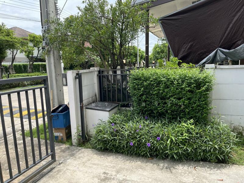 เซนโทร พระราม 9-มอเตอร์เวย์ บ้านเดี่ยว คุณภาพ จาก AP ราคาดี! ริมถนน, Bangkok, Khlong Song Ton Nun, Lat Krabang, Bangkok, 4 Bedrooms, 175 sqm, Single Detached House For Sale, by วรินทร กูลจีรัง, 500018415 - DDproperty.com