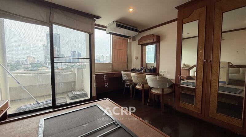 For Sale - Park Pavillion, Bangkok