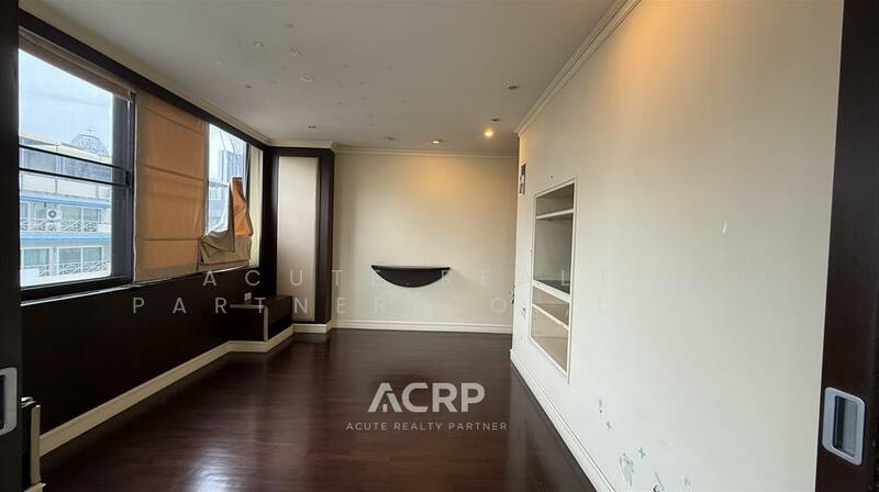 For Sale - Park Pavillion, Bangkok