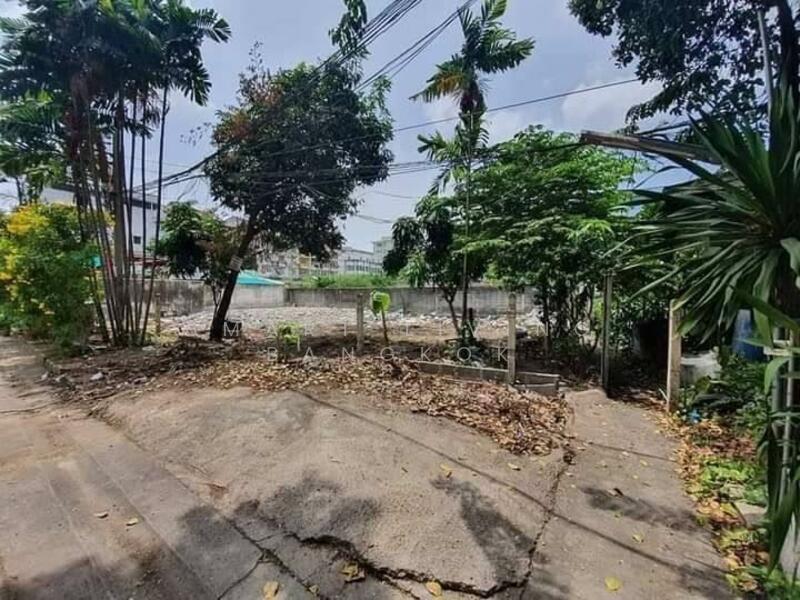 For Sale - Land Bang Pong Pang, Yan Nawa, Bangkok