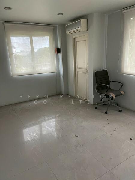 For Rent Bangkok Home Office Town In Town Lat phrao Wang Thonglang BRE26136, Bangkok, Phlapphla, Wang Thonglang, Bangkok, , 250 sqm, Office Space For Rent, by Hero Realtor Co., Ltd., 500018708 - DDproperty.com
