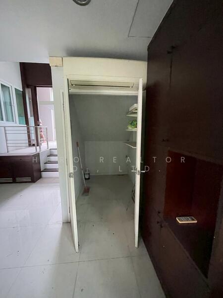 For Rent Bangkok Home Office Town In Town Lat phrao Wang Thonglang BRE26136, กรุงเทพ, พลับพลา, วังทองหลาง, กรุงเทพ, 250 ตร.ม., สำนักงาน ให้เช่า, โดย Hero Realtor Co., Ltd., 500018708 - DDproperty.com