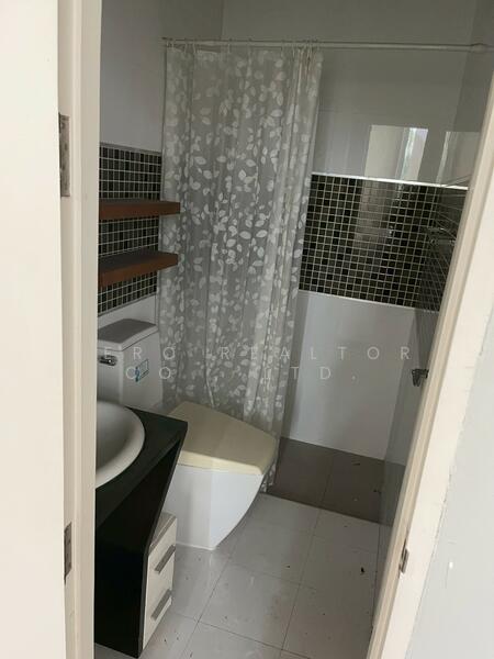 For Rent Bangkok Home Office Town In Town Lat phrao Wang Thonglang BRE26136, กรุงเทพ, พลับพลา, วังทองหลาง, กรุงเทพ, 250 ตร.ม., สำนักงาน ให้เช่า, โดย Hero Realtor Co., Ltd., 500018708 - DDproperty.com