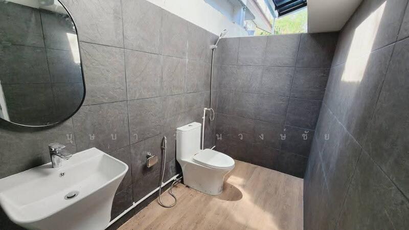 ทำเลนวมินทร์ 40 รีโนเวทใหม่ ให้เช่าบ้านเดี่ยว 2 หลังเชื่อมกัน ทำเลดี พร้อมอยู่, กรุงเทพ, นวมินทร์, คลองกุ่ม, บึงกุ่ม, กรุงเทพ, 300 ตร.ม., บ้านเดี่ยว ให้เช่า, โดย บุษบา รัตนวงษ์ชัย, 500018887 - DDproperty.com