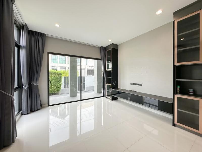 Bangkok Boulevard Signature Sathorn-Ratchaphruek, Bangkok, 72 Bangwaek Road, Bang Chuek Nang, Taling Chan, Bangkok, 4 Bedrooms, 356 sqm, Single Detached House For Sale, by Haus Living Estate, 500018894 - DDproperty.com