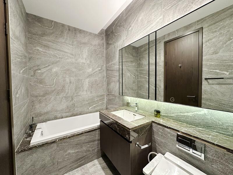 For Sale - The Esse Sukhumvit 36, Bangkok