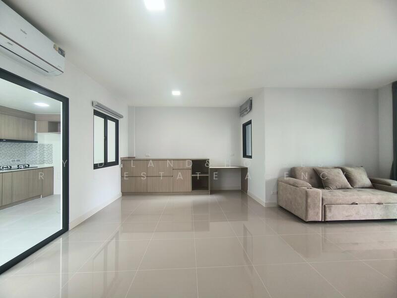 Pleno Sukhumvit-Bangna 3, Samut Prakan, 78 Bangna-Trad Road, Bang Kaeo, Bang Plee, Samut Prakan, 3 Bedrooms, 150 sqm, Townhouse For Rent, by YTD Land&houses Real Estate Agency, 500019112 - DDproperty.com