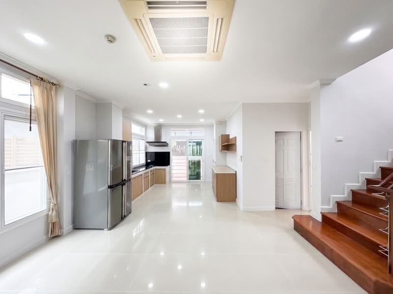 Perfect Masterpiece Ekamai-Ramintra, Bangkok, Praditmanutham Road, Lat Phrao, Bangkok, 4 Bedrooms, 450 sqm, Single Detached House For Rent, by คุณรวีวรรณ อู่เงิน, 500019326 - DDproperty.com